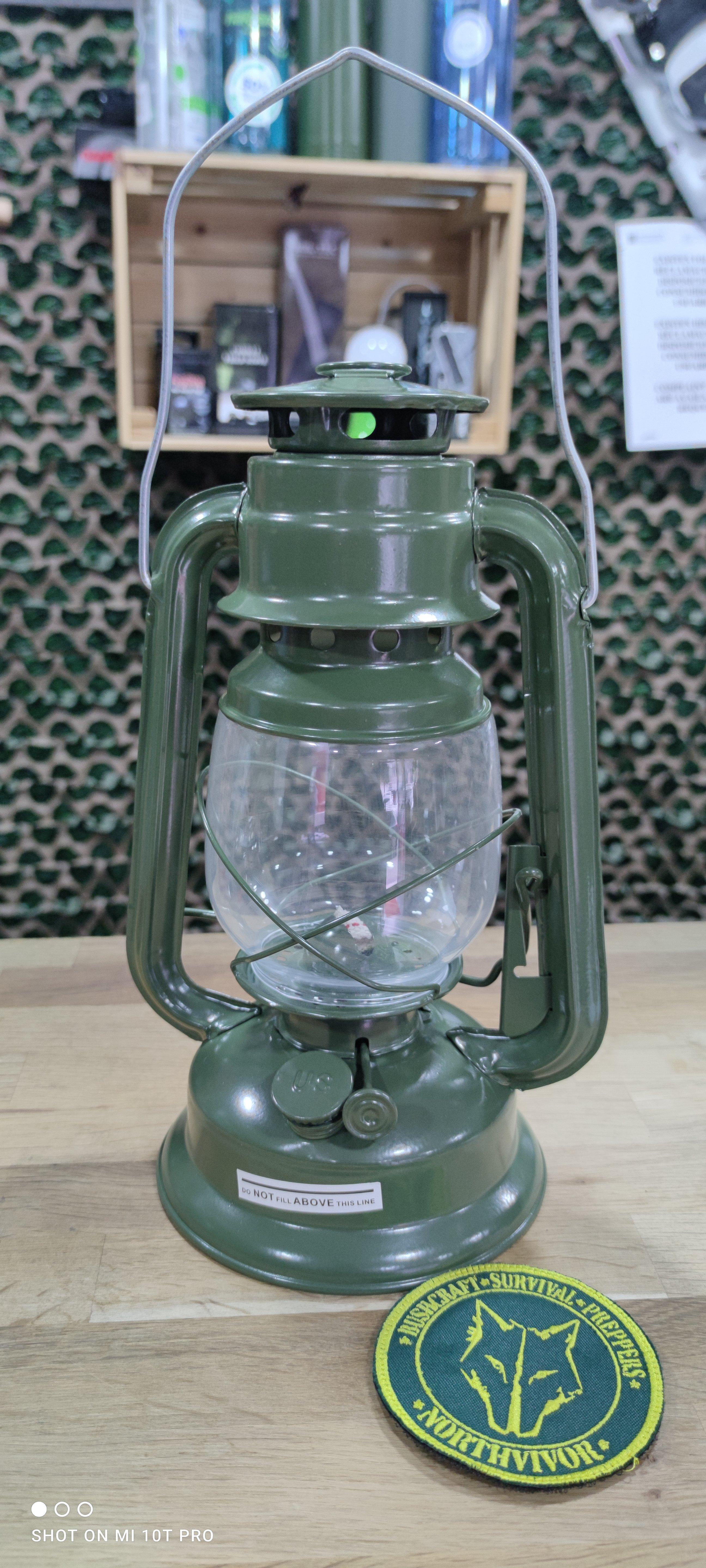 Lámpara de queroseno Storm 28 cm verde oliva NORTHVIVOR